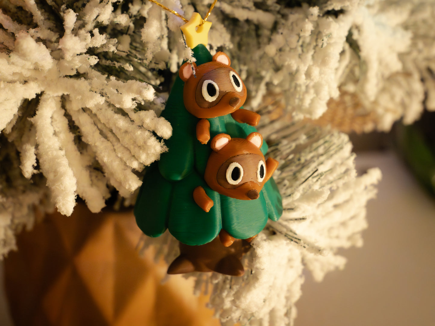 Adorno navideño de Nendo y Tendo